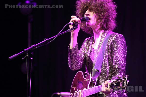 TEMPLES - 2013-11-11 - PARIS - La Cigale - James Edward Bagshaw